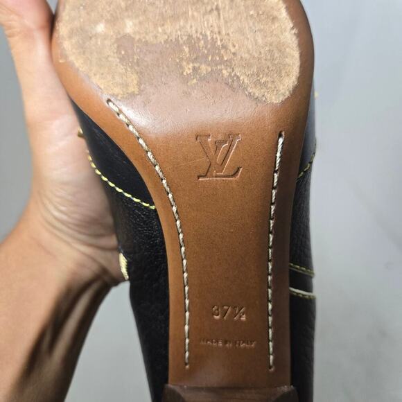 Louis Vuitton Suhali Leather Stud Pointed Ankle Boots Size 37.5 - Picture 10 of 12